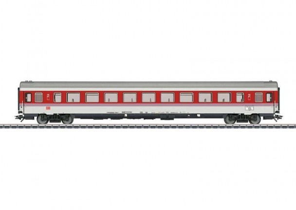EC Tiziano: Type Bpmz 291.3 Express Train Passenger Car