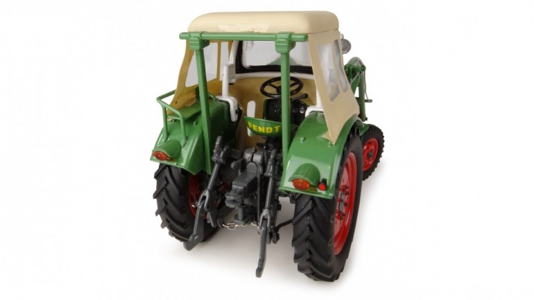 Fendt Farmer 2 with cabin & front loader