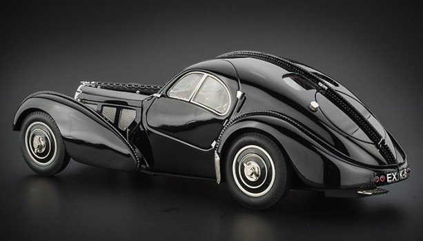 CMC Bugatti Type 57 SC Atlantic, 1938 (black)- LÄBI MÜÜDUD!